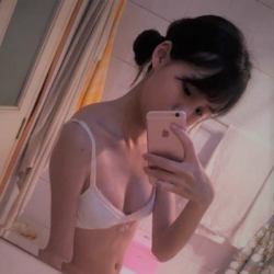 椒椒 19歲 158CM 42KG Bcup  嬌小玲瓏